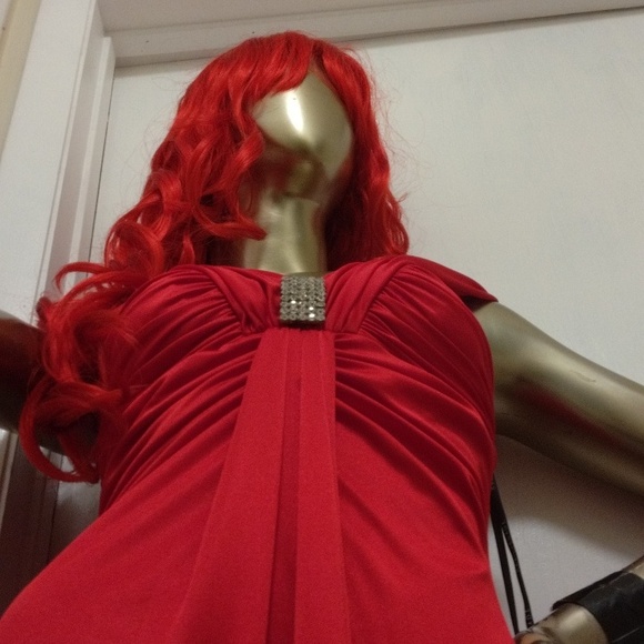 Masquerade red dress with diamond pendent in the front zips down in the back - Picture 13 of 16